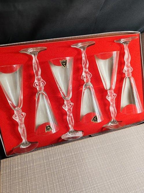 bayel - Champagneglas - naïade - Kristal, Antiek en Kunst, Antiek | Meubels | Tafels