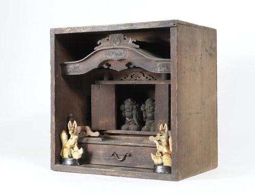 Kamidana  Petit sanctuaire shint avec des statues de, Antiek en Kunst, Antiek | Overige Antiek