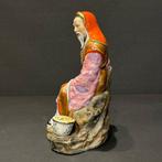 Sculptuur van geleerde heer - Aardewerk, Porselein - China