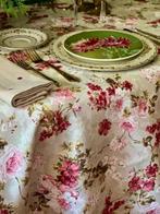 Romantisch tafelkleed met bloemenprint in Victoriaanse stijl, Antiek en Kunst