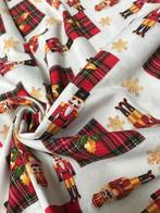 2,80 x 2,50 m. Christmas themed fabric with nutcrackers -