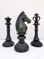 Beeld, 3 schaakstukken - 33 cm - Hars