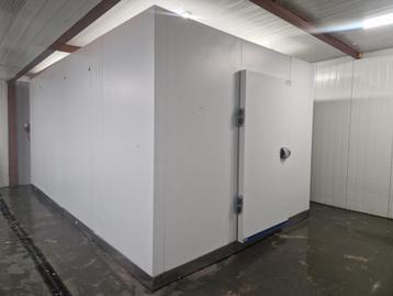 Koelcel / Vriescel combinatie 295 x 474 x 250 cm beschikbaar voor biedingen