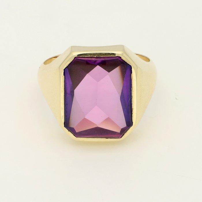 Ring - 14 karaat Geel goud - 9.15ct. tw. - Korund, Handtassen en Accessoires, Ringen