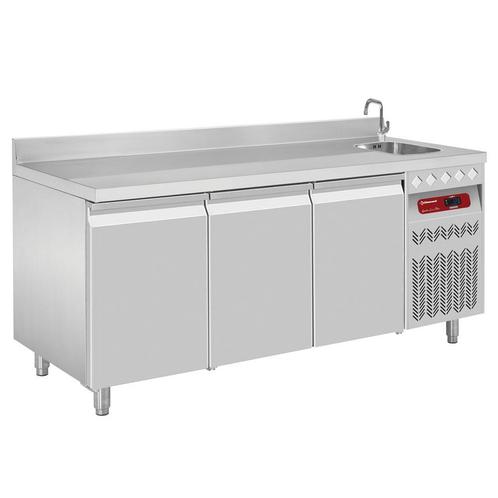 Geventileerde koeltafel "muraal", 3 deuren GN 1/1, 405 Lit., Zakelijke goederen, Horeca | Keukenapparatuur, Koelen en Vriezen