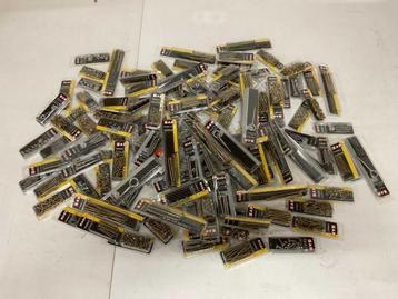 Veiling - partij diverse bevestigingsmaterialen beschikbaar voor biedingen