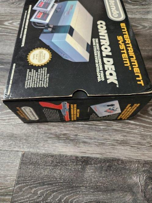 Nintendo - Nes - Nintendo Nes Control Deck Boxed & 2 Games -, Games en Spelcomputers, Spelcomputers | Overige Accessoires