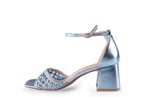 Signatur Sandalen in maat 37 Zilver | 5% extra korting, Kleding | Dames, Schoenen, Overige kleuren, Zo goed als nieuw, Sandalen of Muiltjes