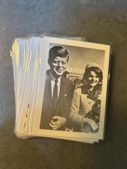 Freedom Press - 40 Complete Set - JFK assassination, Verzamelen, Overige Verzamelen