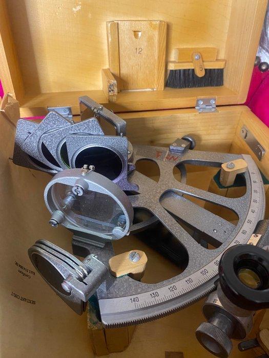 Sextant - Metaal - CHO - Sextant, Verzamelen, Foto-apparatuur en Filmapparatuur