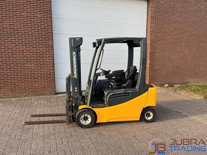 Jungheinrich EFG320 Elektrisch | 2014 | 6433U | 2T | 450CM, Articles professionnels, Machines & Construction | Chariots élévateurs & Transport interne