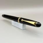 Pilot - Custom 74 (black) - 14K gold nib (M) - Vulpen