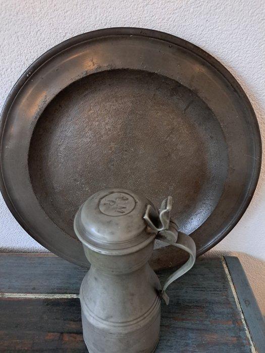 Kan (2) - Tin - Tinnen kan en bord 42cm, Antiek en Kunst, Antiek | Overige Antiek