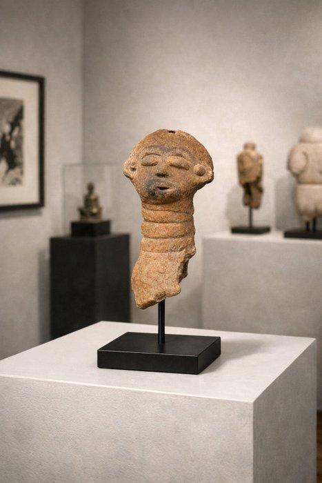 Akan Funerary Terracotta Head – Hemang-Twifo Region, Ghana -, Antiek en Kunst, Kunst | Niet-Westerse kunst