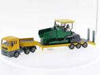 Schaal 1:55 Siku 3519 Mercedes Vrachtwagen met Asfaltfree..., Hobby en Vrije tijd, Ophalen of Verzenden, Zo goed als nieuw