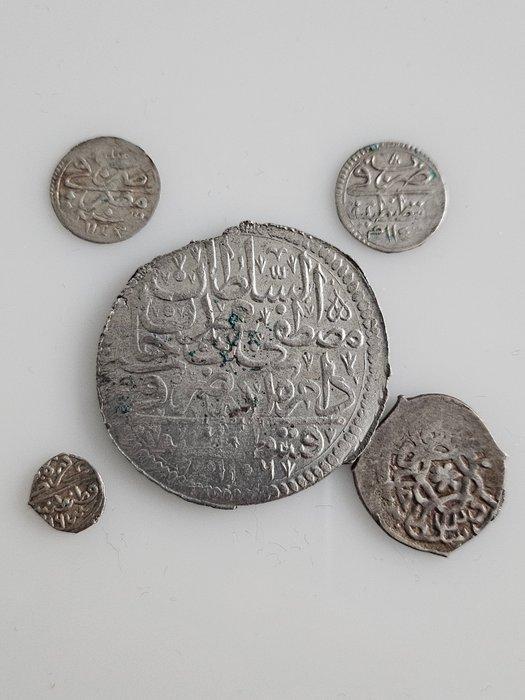 Ottomaanse Rijk. Lot of 5 silver coins (Zonder minimumprijs), Postzegels en Munten, Munten | Azië