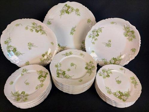 Limoges, Laviolette - Maureil Chapeau et Charles - Service, Antiek en Kunst, Antiek | Meubels | Tafels