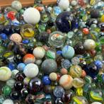 8,5 KG - Vintage, Antique & Modern US & EU glass (UV