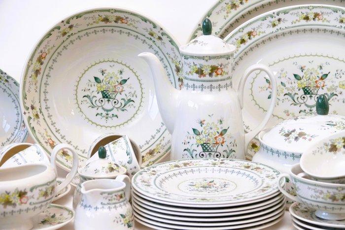 Royal Doulton - Tafelservies (53) - TC 1034, decor Provençal, Antiek en Kunst, Antiek | Meubels | Tafels