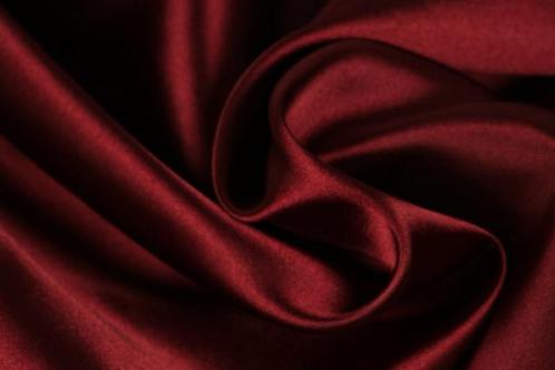 15 meter satijn stof - Bordeaux rood - 100% polyester, Hobby en Vrije tijd, Stoffen en Lappen, 120 cm of meer, 200 cm of meer