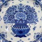 De Porceleyne Fles, Delft - C. Schilperoort - Assiette, Antiek en Kunst