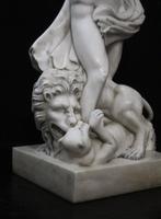 sculptuur, Ercole e il Leone - 67 cm - Carrara marmer