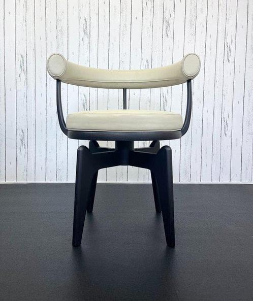 Cassina - Charlotte Perriand - Fauteuil - LC7 - Hout, Leder, Antiquités & Art, Art | Objets design