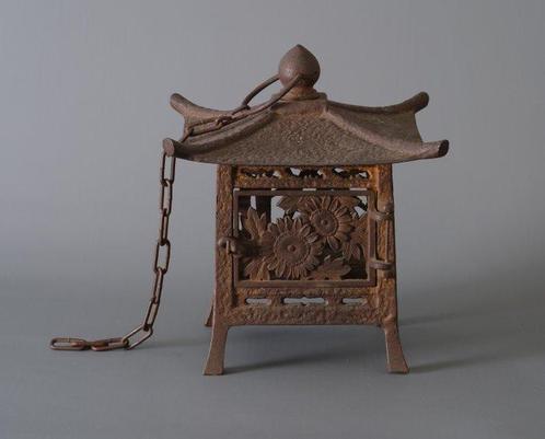 Hangend tempellantaarn  (tsuri’dôrô) - IJzer (gegoten) -, Antiek en Kunst, Antiek | Overige Antiek