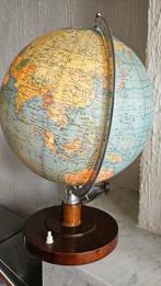 Globe - 1940-1950