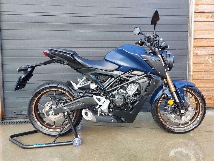 Honda CB-125R *05/2024* !! 390km !! **Als Nieuw**, Motoren, Motoren | Honda, Naked bike, Minimaal motorrijbewijs A1, 1 cilinder