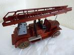 TippCo - Jouet en étain - TippCo Fire Brigade Ladder Truck -
