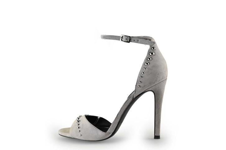 Kendall + Kylie Sleehakken in maat 41 Beige, Kleding | Dames, Schoenen, Beige, Zo goed als nieuw, Schoenen met hoge hakken, Verzenden