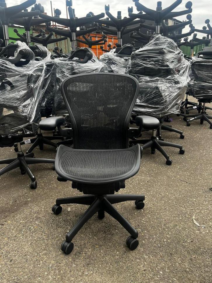 Voorraad Refurbished Herman Miller Aeron Stoelen | Maat B, Huis en Inrichting, Bureaustoelen, Bureaustoel, Zwart, Zo goed als nieuw