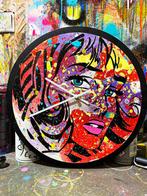 Gongas - So Ridiculous - Deluxe Clock, Antiek en Kunst