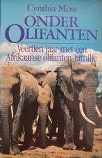 Onder olifanten 9789022509159, Boeken, Gelezen, Cynthia Moss, Verzenden