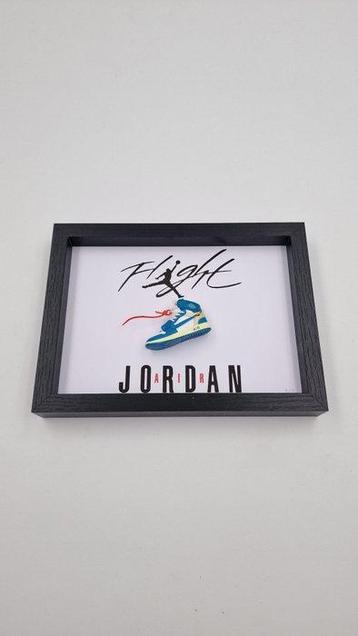 Lijst- Mini Sneaker  AJ1 Air Jordan 1 Off-White UNC