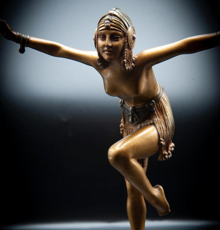 Demetre Chiparus (1886-1947) ‘Chain Dancer’, Antiek en Kunst, Kunst | Beelden en Houtsnijwerken, Ophalen of Verzenden