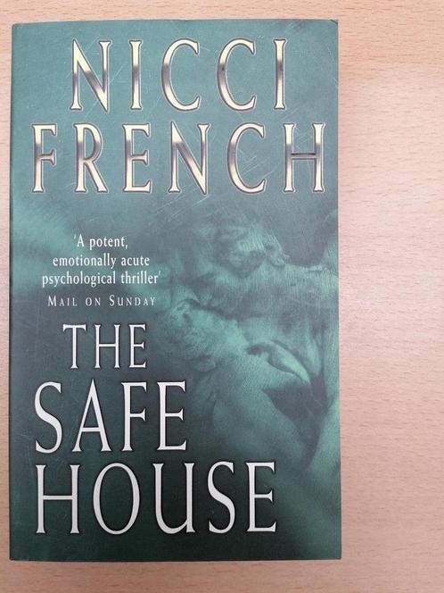 The Safe House 9780140270365 French   Nicci, Boeken, Overige Boeken, Gelezen, Verzenden
