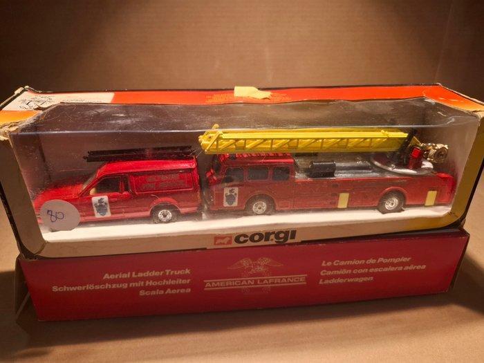 Corgi 1:50 - Camion miniature (3) - American LaFrance Aerial, Hobby en Vrije tijd, Modelauto's | 1:5 tot 1:12