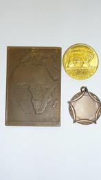 Belgisch-Congo. 1909, 1935 3 oude medailles : 1. hulde Prins