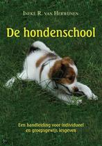 De Hondenschool 9789085393498 I. van Herwijnen, Boeken, Verzenden, Gelezen, I. van Herwijnen