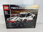 Lego Set - 42096 - Technic - 42096 Porsche 911 RSR