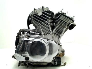 Suzuki VS 700 Intruder 439V MOTORBLOK P502-104030, Motoren, Ophalen of Verzenden, Gebruikt
