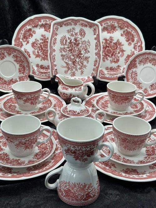 Service à café - Villeroy & Boch Fasan– im roten, Antiek en Kunst, Antiek | Meubels | Tafels