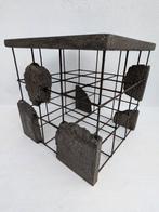 Wallavibe - D.B - Salontafel - Cubo Gigante - Brutalistische