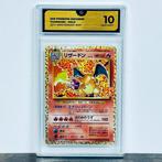Pokémon - Charizard Holo - 25th Anniversary 001/025 Graded, Hobby en Vrije tijd, Nieuw