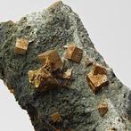 Pyrite cubique, dorigine rare, Sardaigne Cristaux sur, Collections