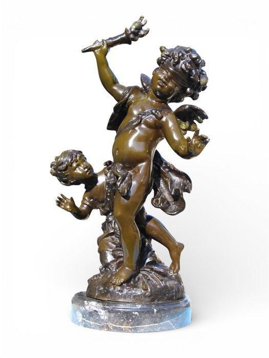 Dapres Auguste Moreau (1834-1917) - sculptuur, Putti à la, Antiek en Kunst, Antiek | Keramiek en Aardewerk