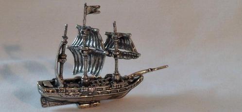 Miniatuur beeldje - Zilveren Miniatuur Zeilschip - .925, Antiek en Kunst, Antiek | Zilver en Goud