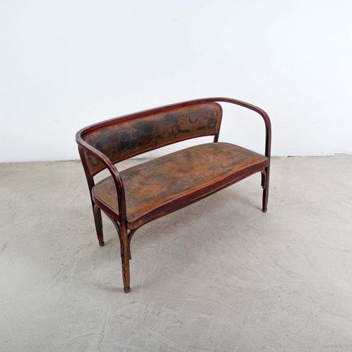 J.&J. Kohn - Gustav Siegel - Canapé - Numéro 715 - Cuir,, Antiek en Kunst, Kunst | Designobjecten